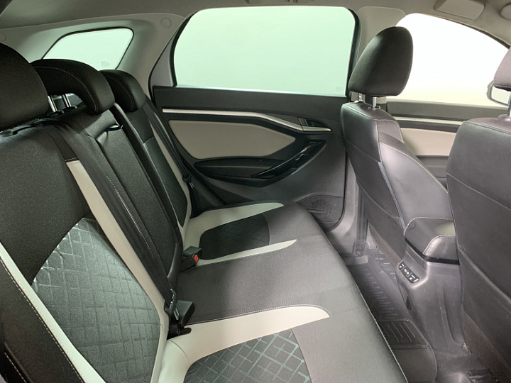 Lada Vesta 1.8, 2019 года, Робот, Серебристый