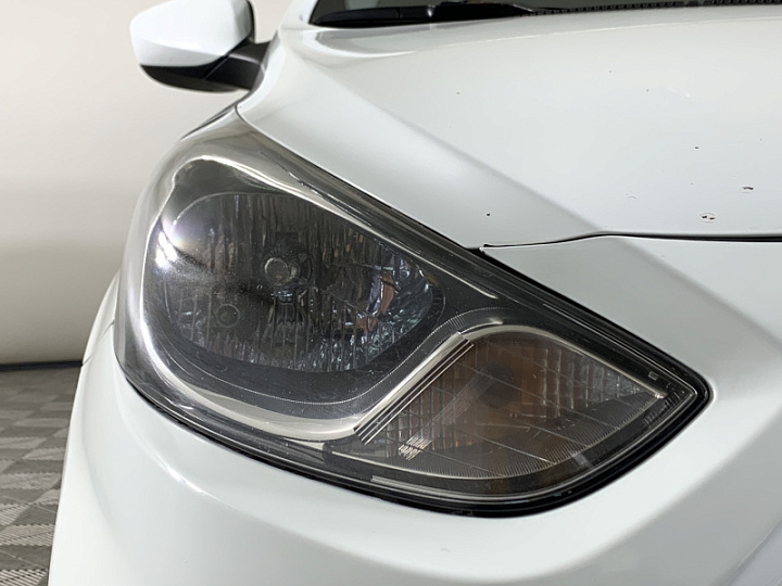 HYUNDAI Solaris 1.6, 2011 года, Автоматическая, БЕЛЫЙ