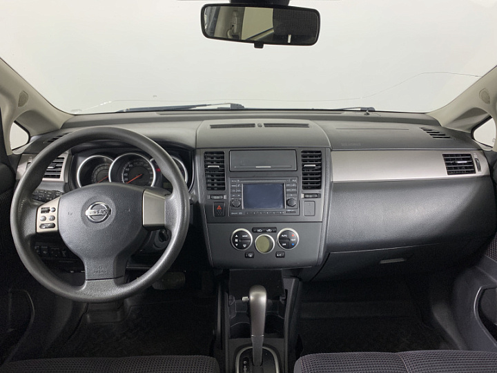 NISSAN Tiida 1.6, 2010 года, Автоматическая, ЧЕРНЫЙ