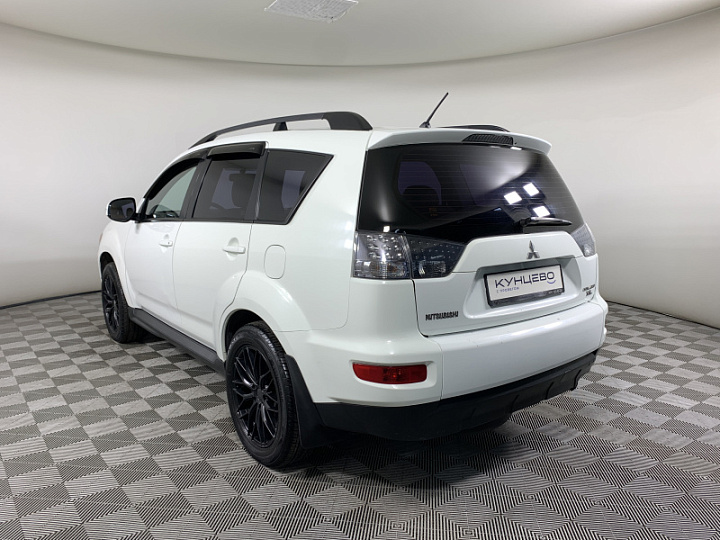 MITSUBISHI Outlander 2, 2011 года, Вариатор, БЕЛЫЙ
