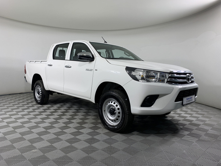 TOYOTA Hilux 2.4, 2022 года, Механика, БЕЛЫЙ