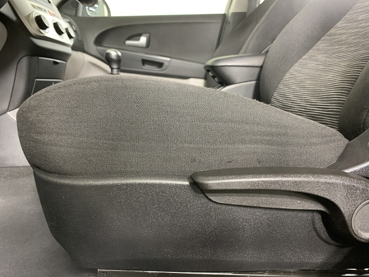 KIA Ceed 1.6, 2009 года, Механика, БЕЖЕВЫЙ
