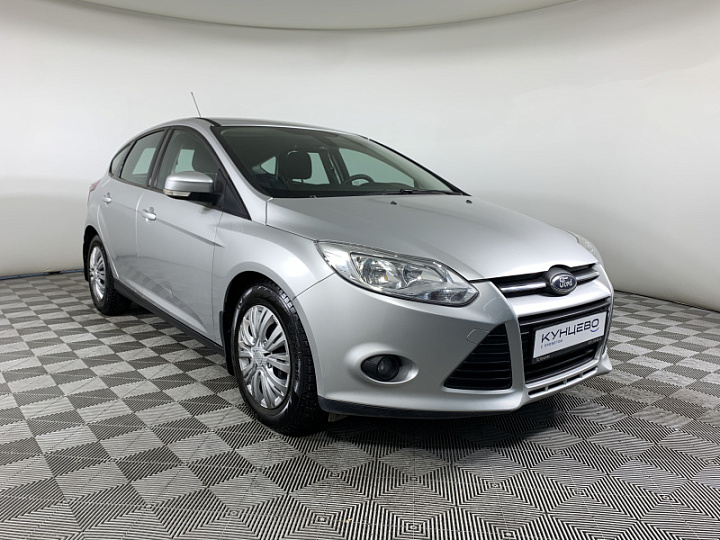 FORD Focus 1.6, 2014 года, Робот, Серебристый