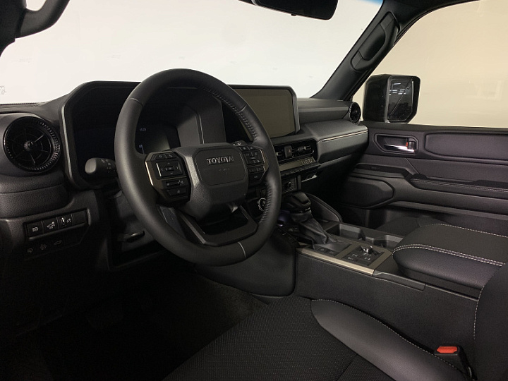 Toyota Land Cruiser Prado 250 2.8, 2025 года, Автоматическая, Черный