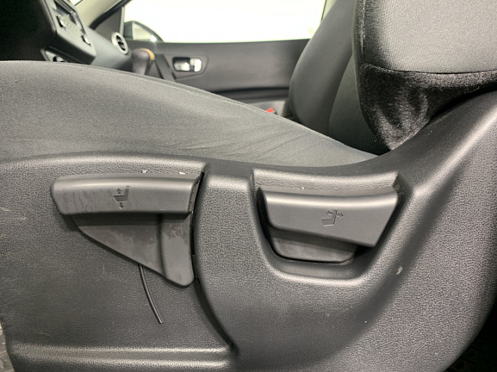 NISSAN Qashqai 1.6, 2013 года, Механика, ЧЕРНЫЙ