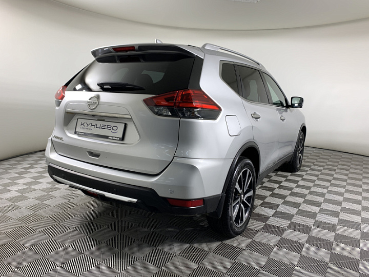 NISSAN X-Trail 2.5, 2018 года, Вариатор, Серебристый