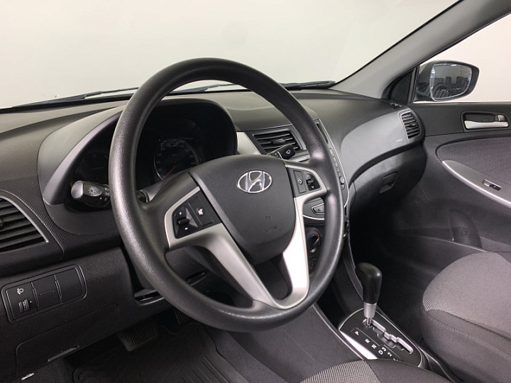 Hyundai Solaris 1.6, 2014 года, Автоматическая, Серый