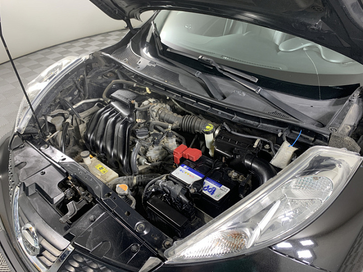 NISSAN Juke 1.6, 2010 года, Механика, ЧЕРНЫЙ
