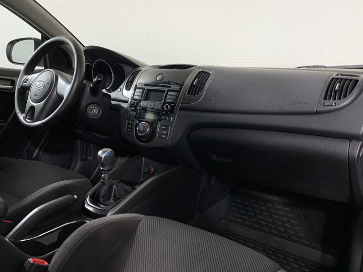 KIA Cerato 1.6, 2010 года, Механика, СЕРЫЙ