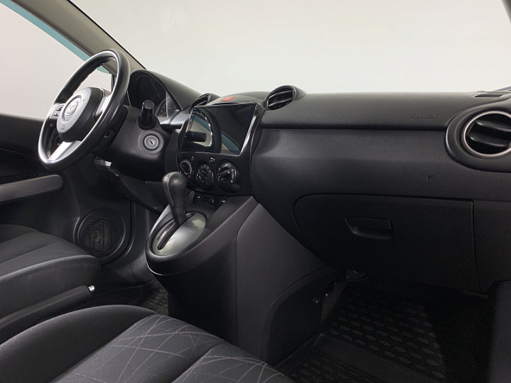 MAZDA 2 1.5, 2011 года, Автоматическая, ТЕМНО-БОРДОВЫЙ