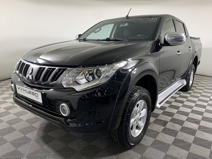 Mitsubishi L200 2.4, 2018 года, Автоматическая, ЧЕРНЫЙ