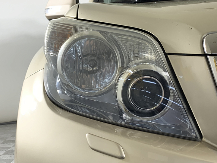 TOYOTA Land Cruiser Prado 3, 2011 года, Автоматическая, БЕЖЕВЫЙ