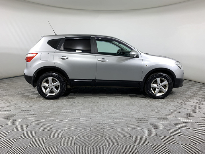 NISSAN Qashqai 1.6, 2012 года, Вариатор, Серебристый