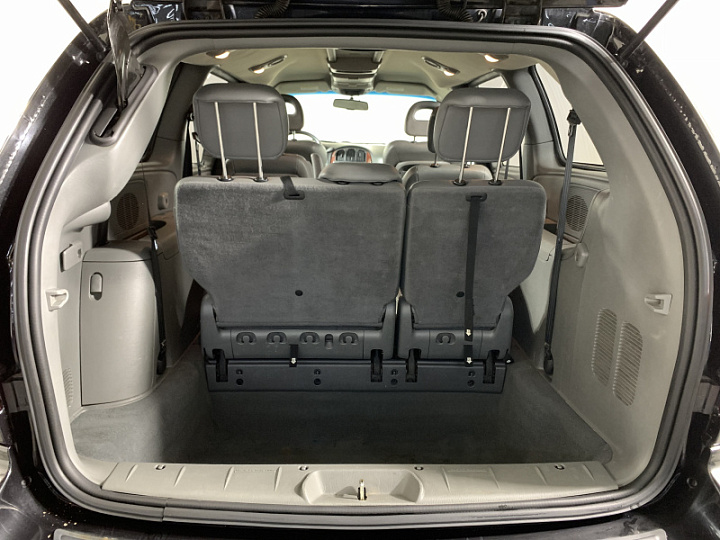 Chrysler Voyager 3.3, 2006 года, Автоматическая, Черный
