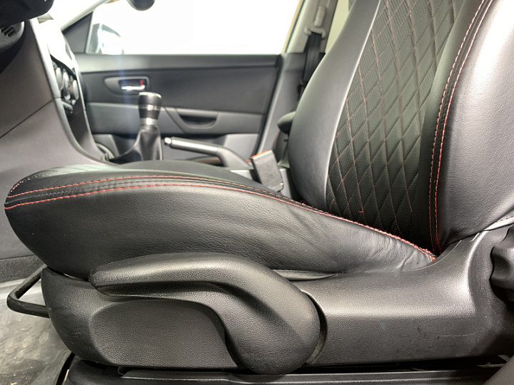 MAZDA 3 2, 2008 года, Механика, Золотистый