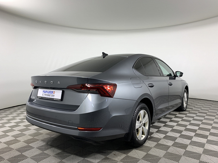 SKODA Octavia 1.4, 2021 года, Автоматическая, СЕРЫЙ