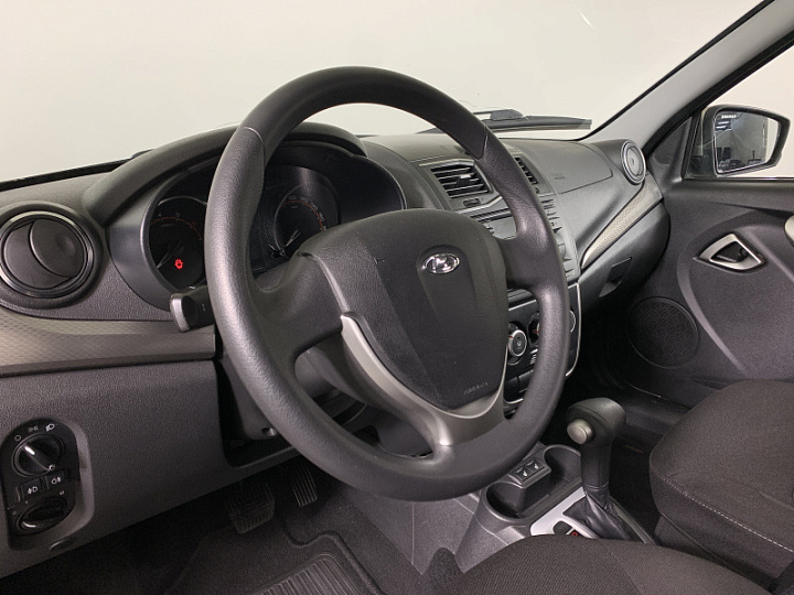 LADA (ВАЗ) Granta 1.6, 2020 года, Автоматическая, Светло серый