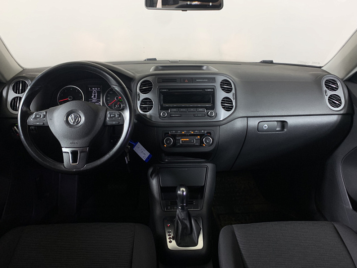 Volkswagen Tiguan 2, 2012 года, Автоматическая, Серебристый