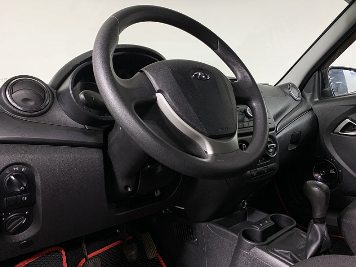 Lada Granta 1.6, 2019 года, Механика, ЧЕРНЫЙ
