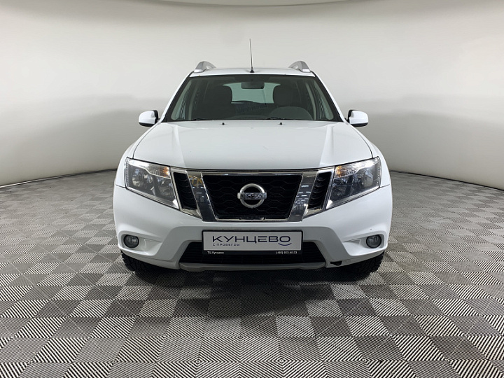 Nissan Terrano 2, 2015 года, Автоматическая, БЕЛЫЙ