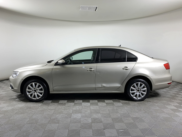 VOLKSWAGEN Jetta 1.6, 2012 года, Механика, Серебристо-желтый