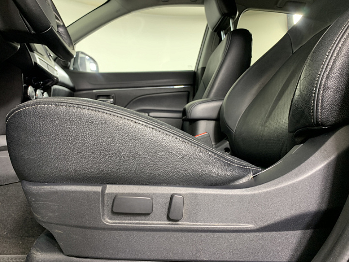 MITSUBISHI ASX 2, 2014 года, Вариатор, БЕЛЫЙ