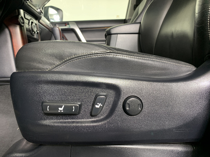 TOYOTA Land Cruiser Prado 3, 2014 года, Автоматическая, ЧЕРНЫЙ