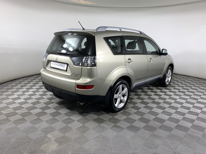 MITSUBISHI Outlander 2.4, 2008 года, Вариатор, БЕЖЕВЫЙ