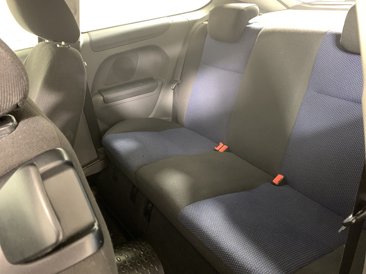 FORD Focus 1.6, 2006 года, Автоматическая, ТЕМНО-СЕРЫЙ