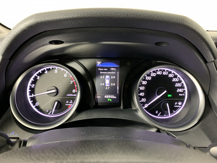 TOYOTA Camry 2.5, 2018 года, Автоматическая, Черный металлик