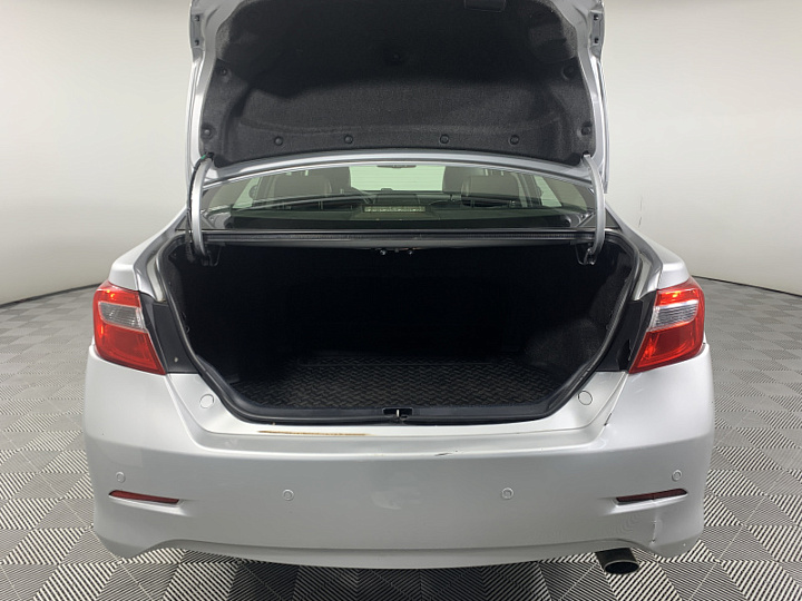 TOYOTA Camry 2.5, 2013 года, Автоматическая, Серебристый