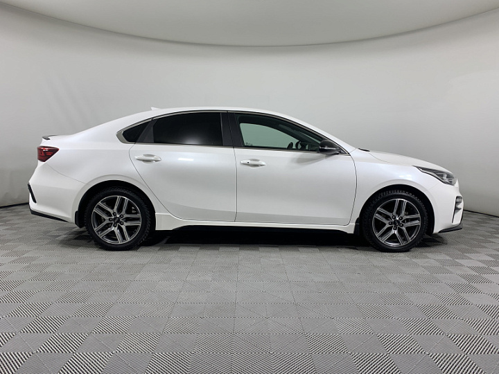 KIA Cerato 2, 2021 года, Автоматическая, БЕЛЫЙ