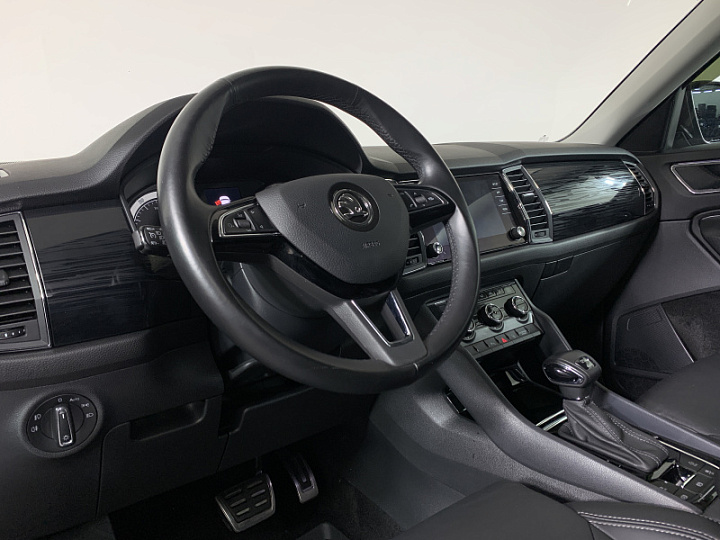 SKODA Kodiaq 2, 2018 года, Робот, КОРИЧНЕВЫЙ