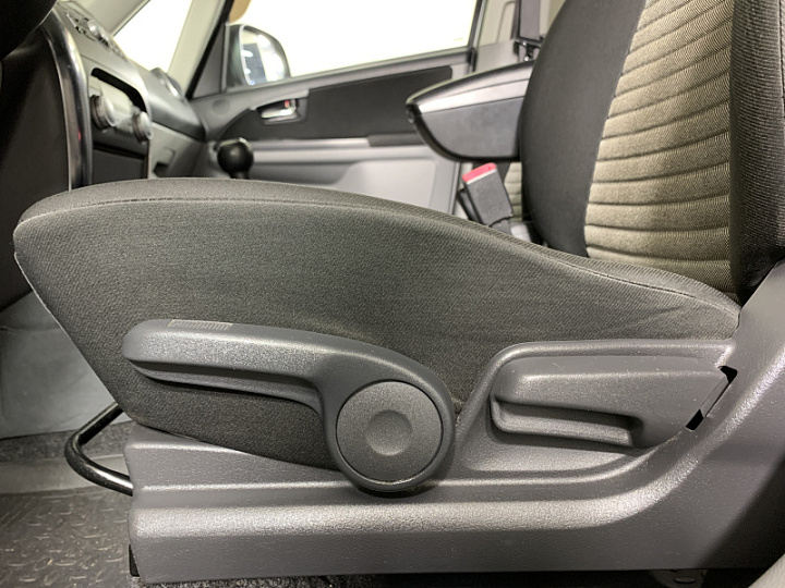 SUZUKI SX4 1.6, 2013 года, Механика, БЕЛЫЙ