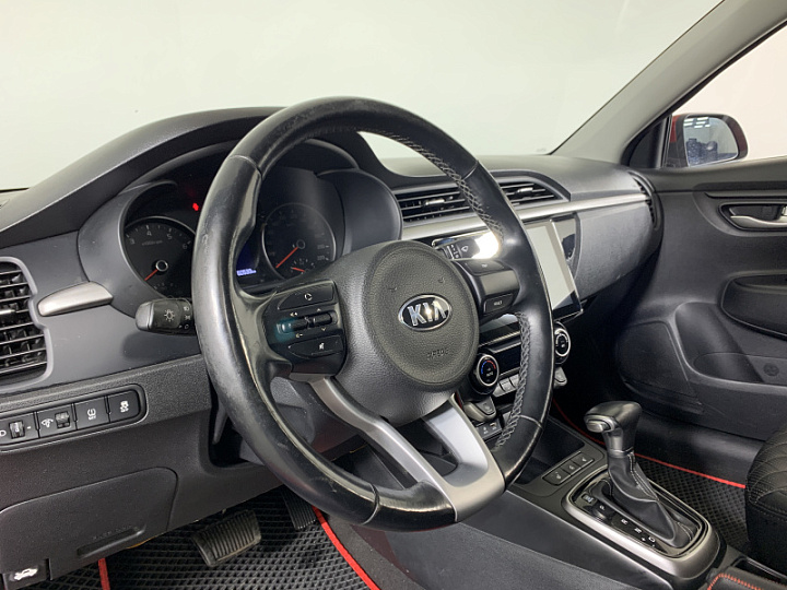 KIA Rio 1.6, 2018 года, Автоматическая, КРАСНЫЙ