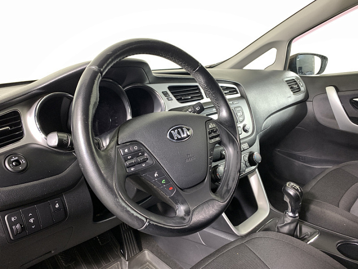 KIA Ceed 1.6, 2014 года, Механика, Коричневый