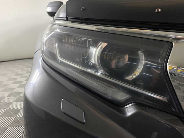 Toyota Land Cruiser Prado 2.8, 2018 года, Автоматическая, Светло серый