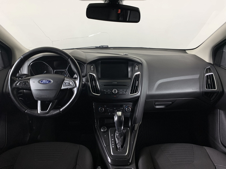 Ford Focus 1.5, 2018 года, Автоматическая, Белый