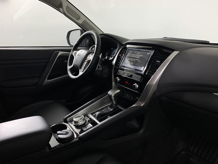 MITSUBISHI Pajero Sport 2.4, 2022 года, Автоматическая, СЕРЫЙ