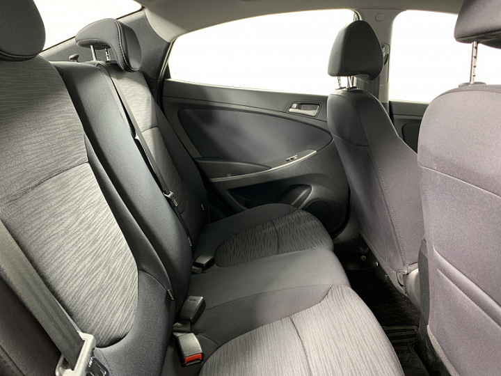 HYUNDAI Solaris 1.6, 2015 года, Автоматическая, ЧЕРНЫЙ