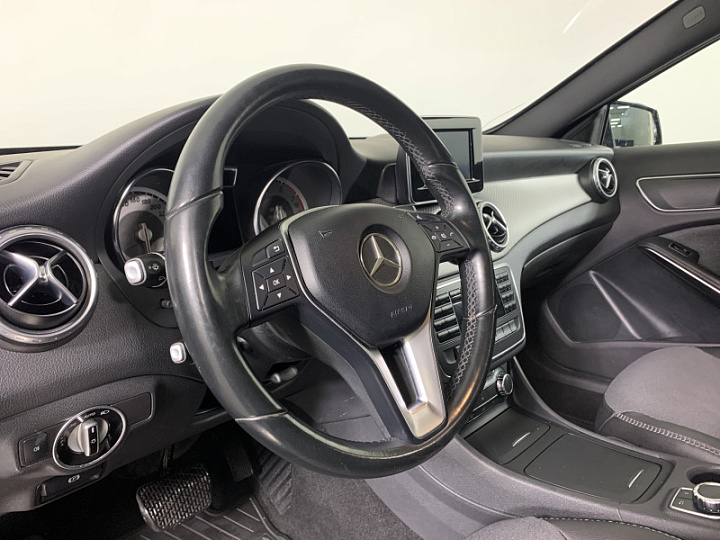 MERCEDES-BENZ GLA 1.6, 2014 года, Робот, ЧЕРНЫЙ