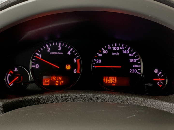 NISSAN Pathfinder 2.5, 2013 года, Автоматическая, БЕЛЫЙ