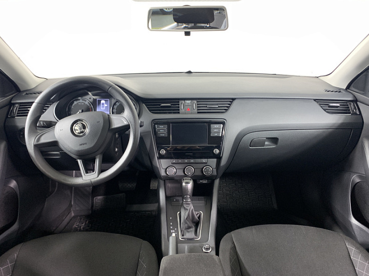 SKODA Octavia 1.6, 2019 года, Автоматическая, КОРИЧНЕВЫЙ