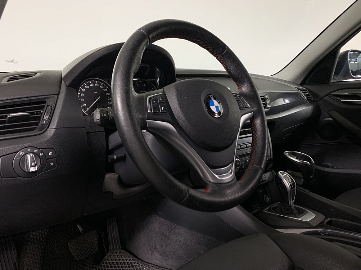 BMW X1 2, 2013 года, Автоматическая, КОРИЧНЕВЫЙ