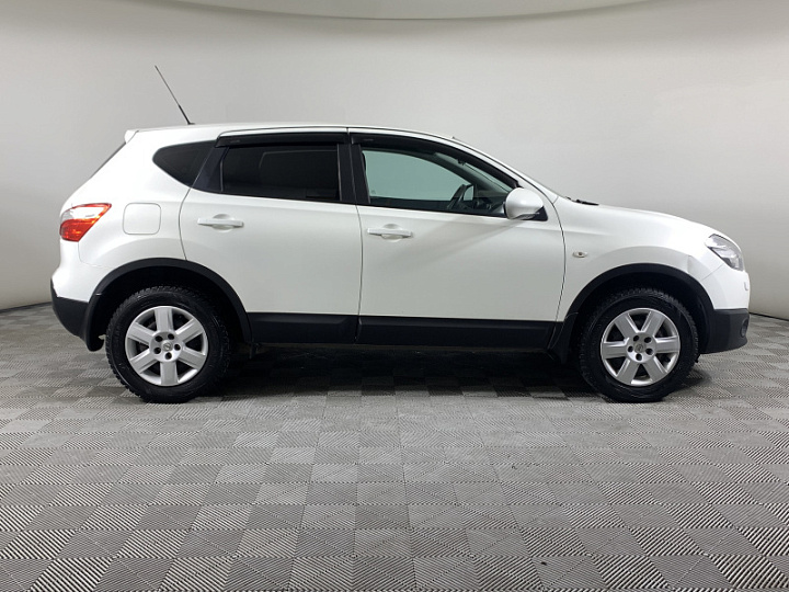 Nissan Qashqai 2, 2011 года, Вариатор, Белый