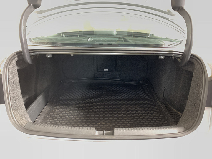 VOLKSWAGEN Jetta 1.4, 2015 года, Робот, Серебристый