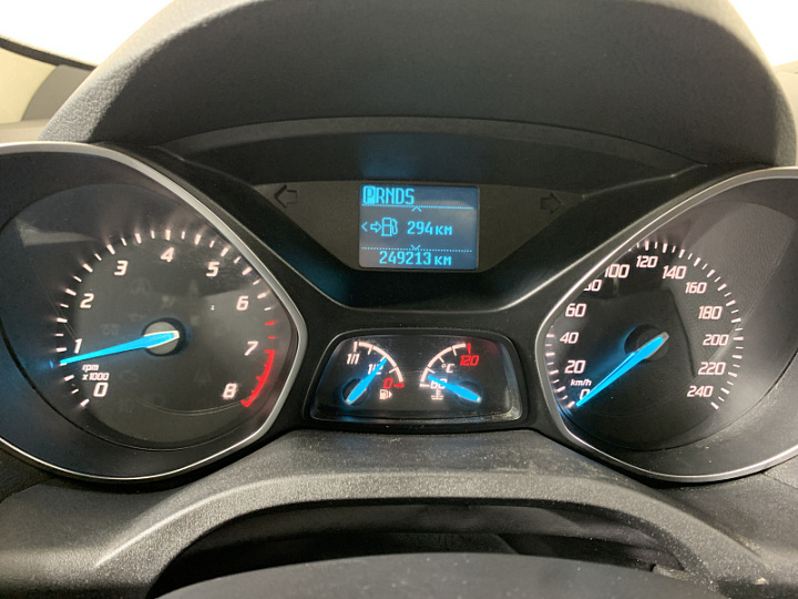 FORD Kuga 2.5, 2016 года, Автоматическая, ЧЕРНЫЙ