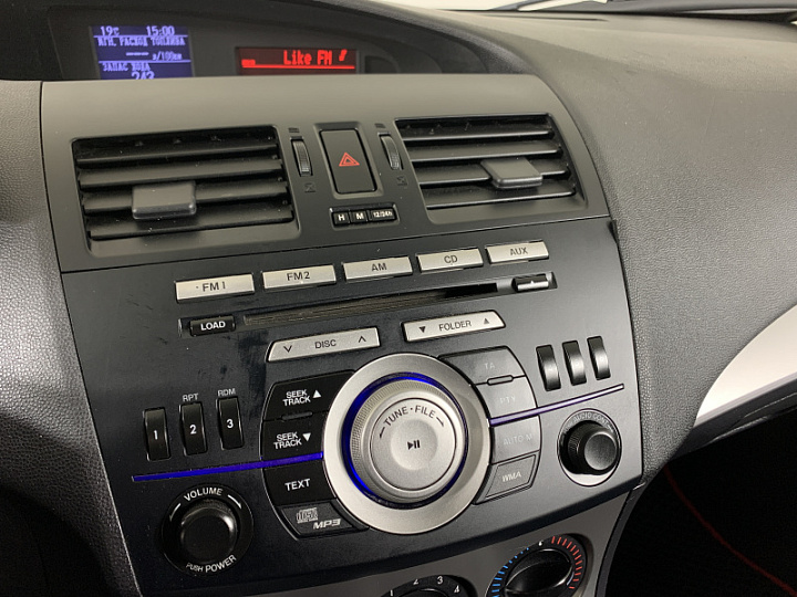 MAZDA 3 1.6, 2011 года, Автоматическая, Серебристый