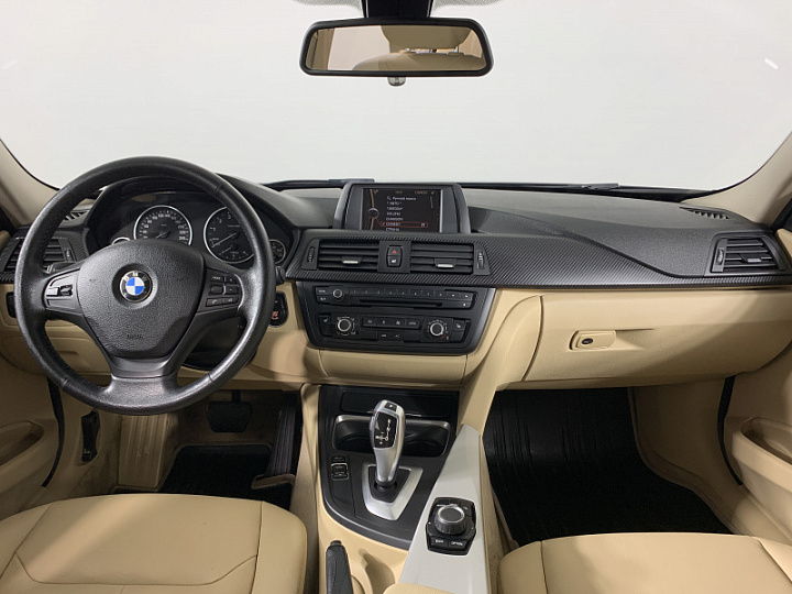 BMW 3 серии 2, 2013 года, Автоматическая, КОРИЧНЕВЫЙ