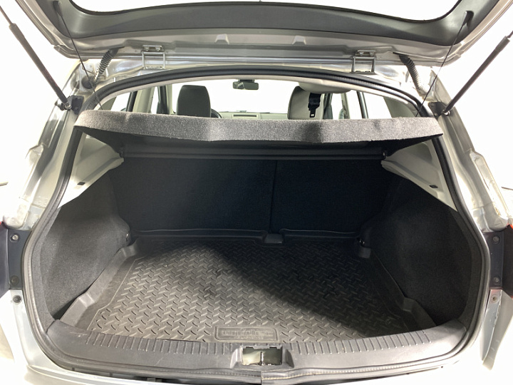 NISSAN Qashqai 1.6, 2013 года, Вариатор, Серебристый